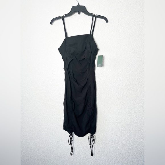 NWT Wild Fable Black Sleeveless Cut Out Ruched Front Bodycon Dress - Picture 1 of 3